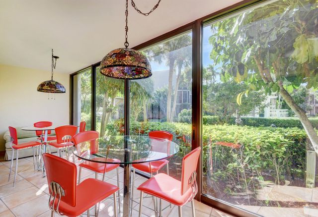 3605 S OCEAN Boulevard 321, South Palm Beach, FL 33480