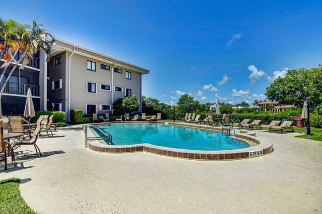 3605 S OCEAN Boulevard 321, South Palm Beach, FL 33480