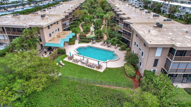 3605 S OCEAN Boulevard 321, South Palm Beach, FL 33480