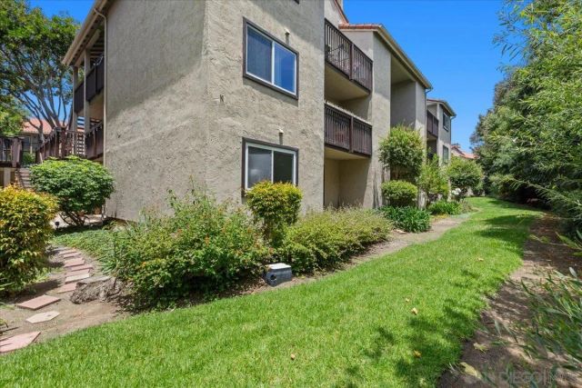 3507 Caminito Sierra 101, Carlsbad, CA 92009
