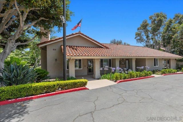 3507 Caminito Sierra 101, Carlsbad, CA 92009