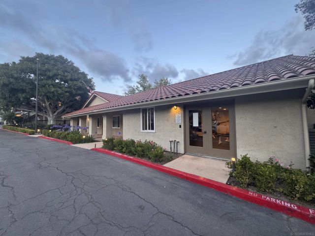 3507 Caminito Sierra 101, Carlsbad, CA 92009