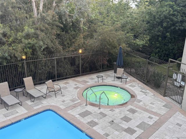 3507 Caminito Sierra 101, Carlsbad, CA 92009
