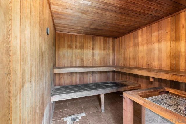 3507 Caminito Sierra 101, Carlsbad, CA 92009