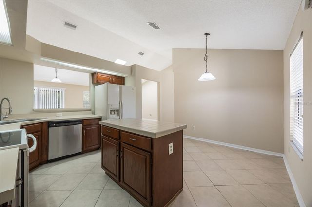 840 LAKE JACKSON CIRCLE, Apopka, FL 32703