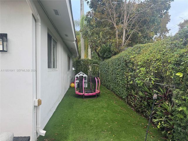 708 Anastasia Ave, Coral Gables, FL 33134