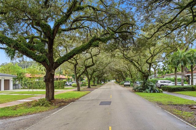 708 Anastasia Ave, Coral Gables, FL 33134