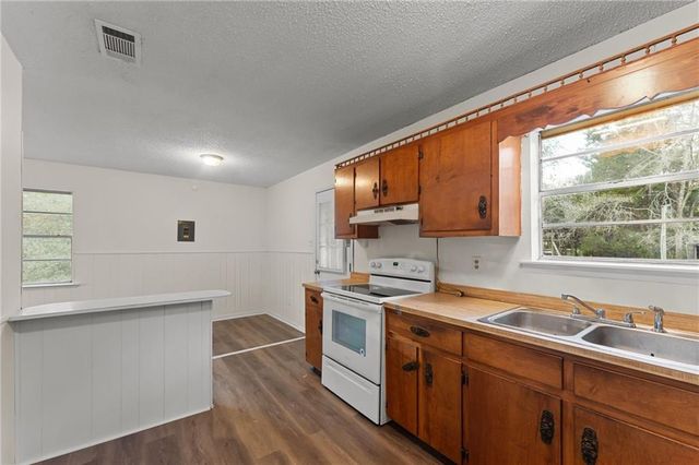 9220 Roberts E Lane, Semmes, AL 36575