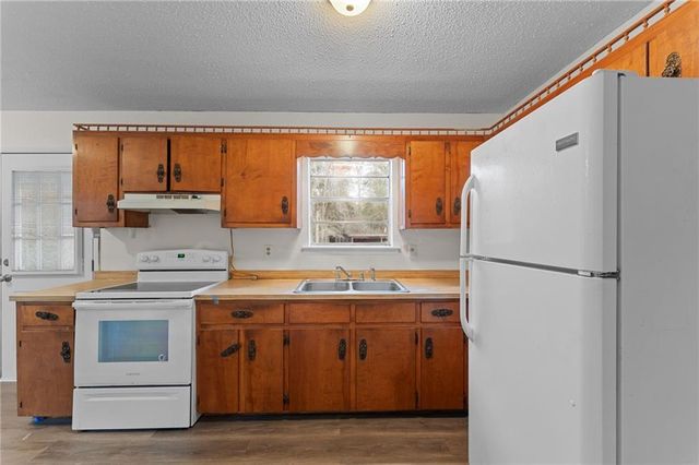 9220 Roberts E Lane, Semmes, AL 36575