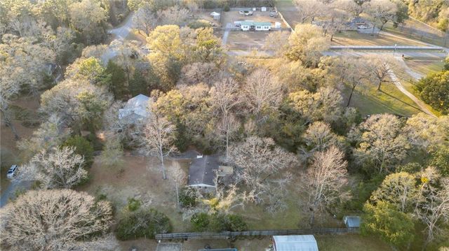 9220 Roberts E Lane, Semmes, AL 36575