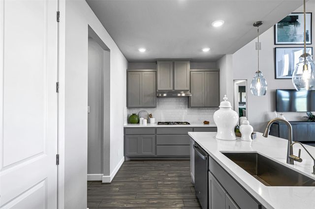 21634 Bluewood Haven Drive, Cypress, TX 77433