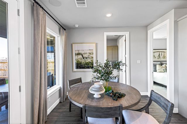 21634 Bluewood Haven Drive, Cypress, TX 77433