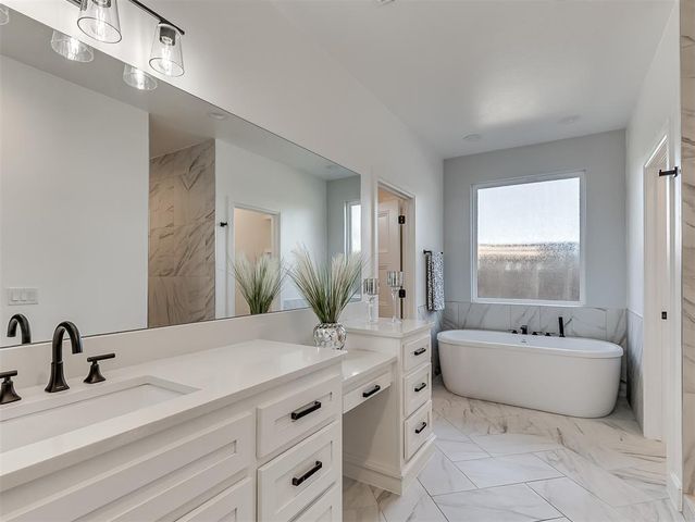 8904 NW 130th Street, Oklahoma City, OK 73142