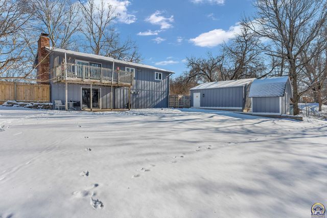 5011 NW Brickyard RD, Topeka, KS 66618