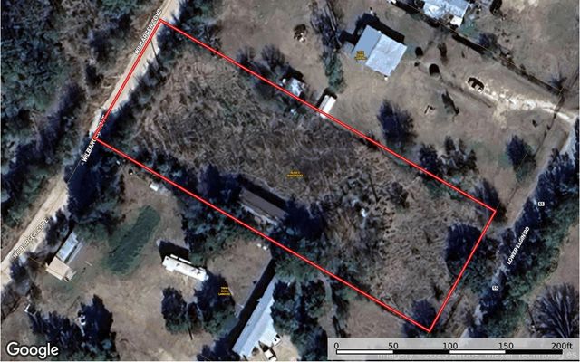 953 Lower Elgin RD, Elgin, TX 78621