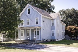 17 Montague Street B, Worcester, MA 01603