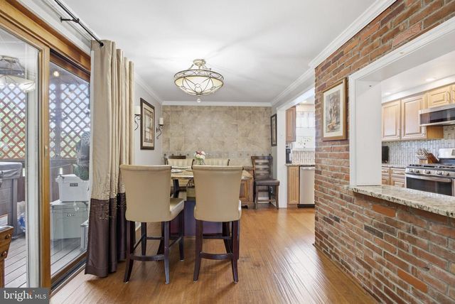 201 WILLOWBROOK AVE, Folsom, PA 19033