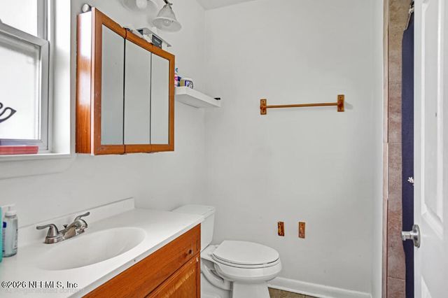 6145 VASARI Drive, Jacksonville, FL 32216