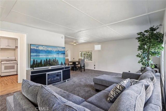 22819 Skylink, Canyon Lake, CA 92587