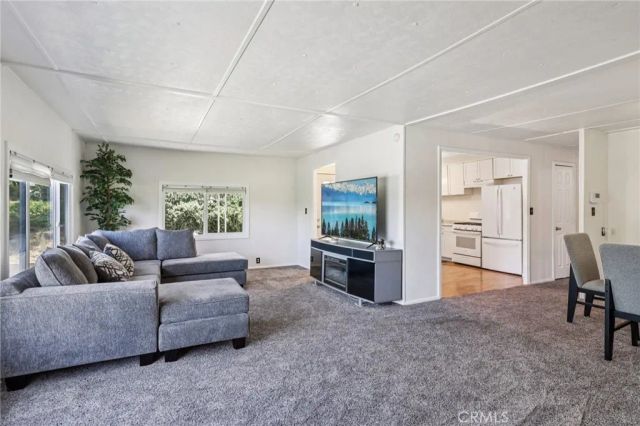 22819 Skylink, Canyon Lake, CA 92587