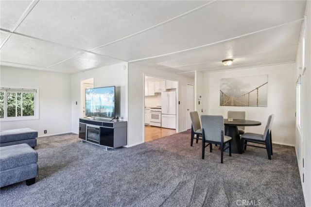 22819 Skylink, Canyon Lake, CA 92587