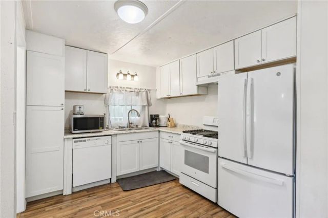 22819 Skylink, Canyon Lake, CA 92587