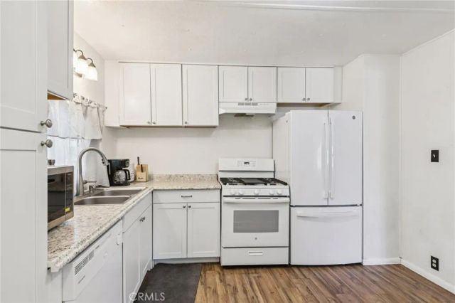 22819 Skylink, Canyon Lake, CA 92587