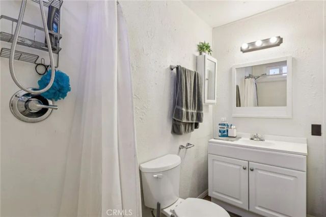 22819 Skylink, Canyon Lake, CA 92587