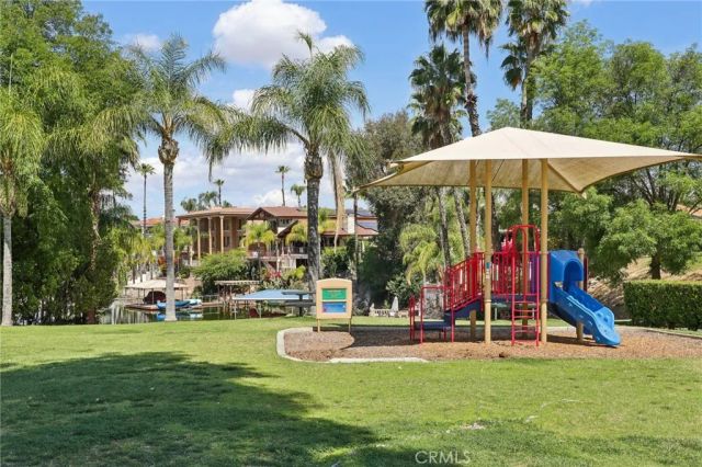 22819 Skylink, Canyon Lake, CA 92587