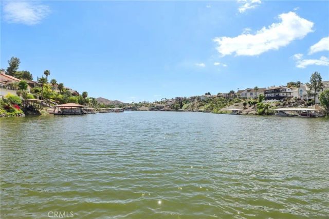 22819 Skylink, Canyon Lake, CA 92587
