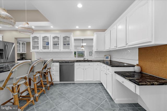 305 SAINT IVES DR, Severna Park, MD 21146