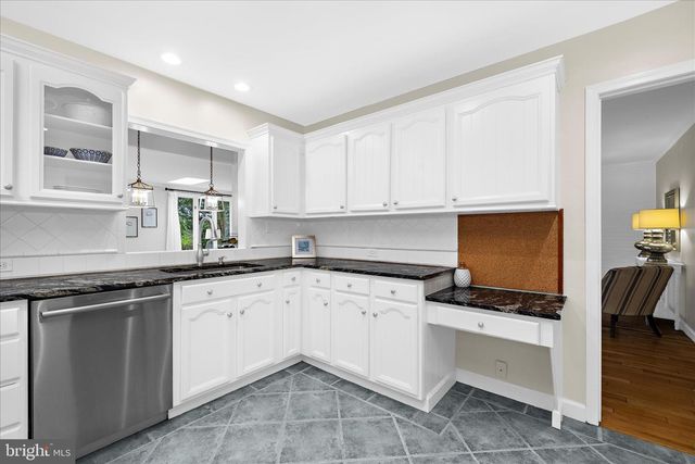 305 SAINT IVES DR, Severna Park, MD 21146
