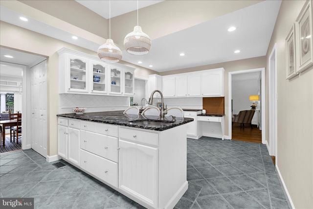 305 SAINT IVES DR, Severna Park, MD 21146