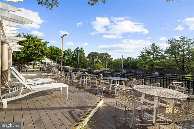 305 SAINT IVES DR, Severna Park, MD 21146
