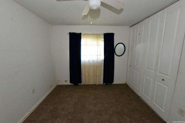 7817 Hunter Oaks, Live Oak, TX 78233
