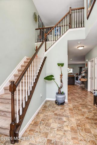 10 Arden Drive, Manchester, NJ 08759