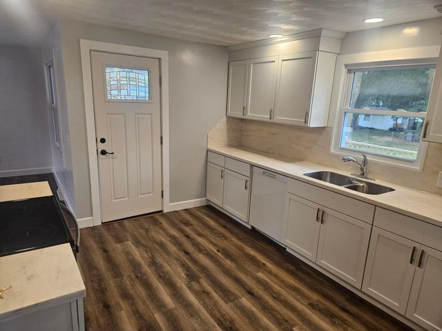 1 Freeway Avenue, Fredericktown, OH 43019