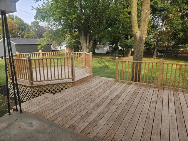 1 Freeway Avenue, Fredericktown, OH 43019