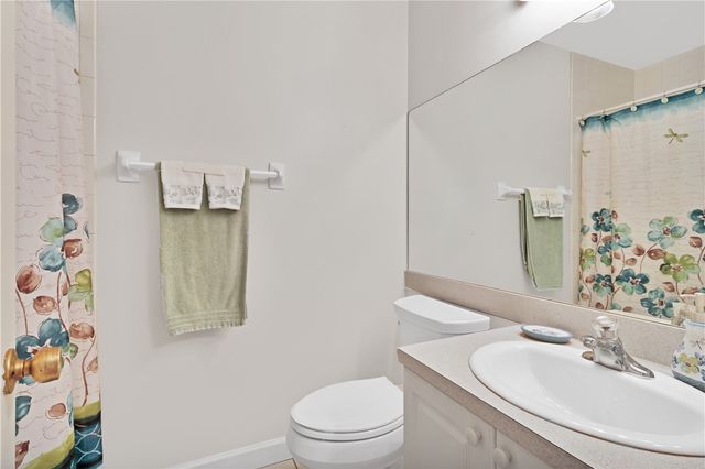 329 N Grove Isle Circle 329, Vero Beach, FL 32962