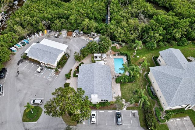 329 N Grove Isle Circle 329, Vero Beach, FL 32962