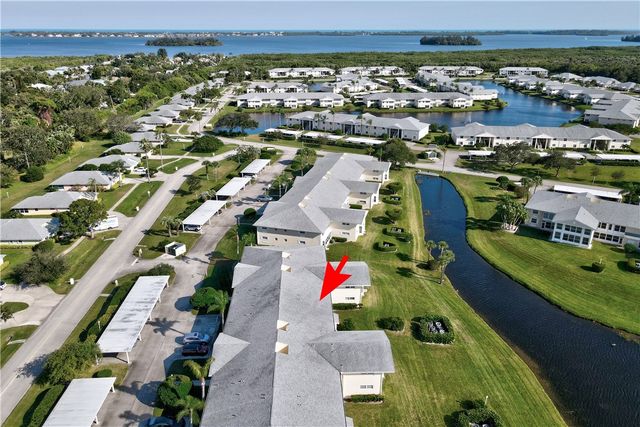 329 N Grove Isle Circle 329, Vero Beach, FL 32962