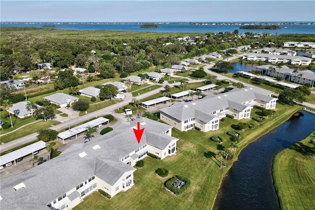 329 N Grove Isle Circle 329, Vero Beach, FL 32962