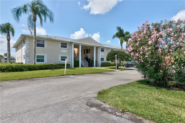 329 N Grove Isle Circle 329, Vero Beach, FL 32962