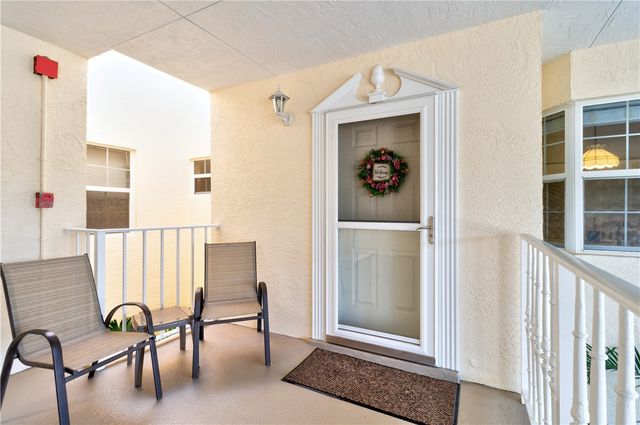 329 N Grove Isle Circle 329, Vero Beach, FL 32962