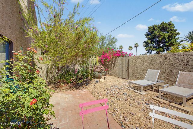 7209 E MCDONALD Drive 1, Scottsdale, AZ 85250