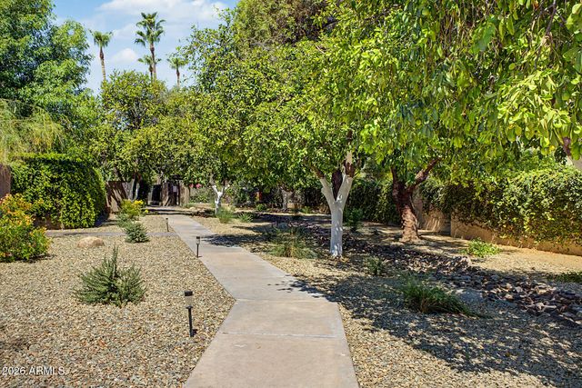 7209 E MCDONALD Drive 1, Scottsdale, AZ 85250