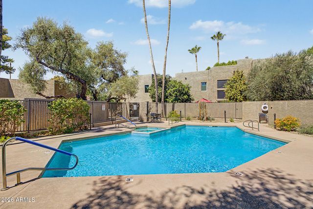 7209 E MCDONALD Drive 1, Scottsdale, AZ 85250