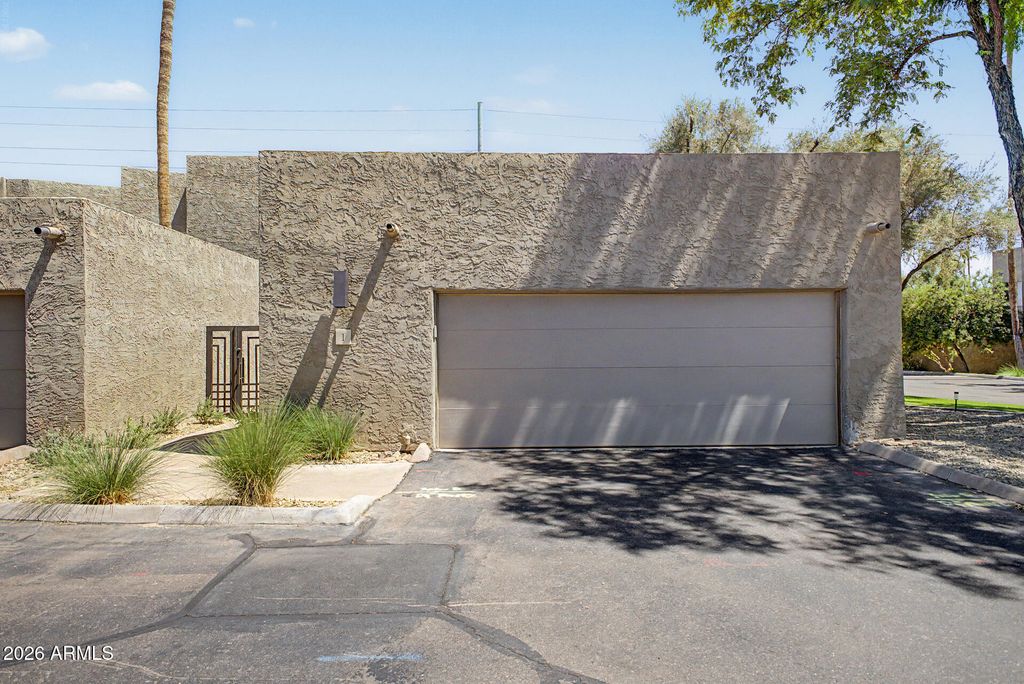 7209 E MCDONALD Drive 1, Scottsdale, AZ 85250