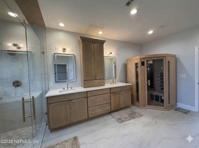 11244 TURNBRIDGE Drive, Jacksonville, FL 32256