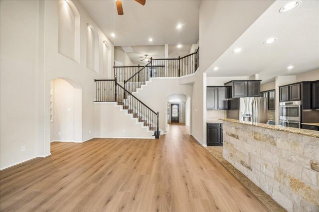 30 Glade Park Drive, Missouri City, TX 77459